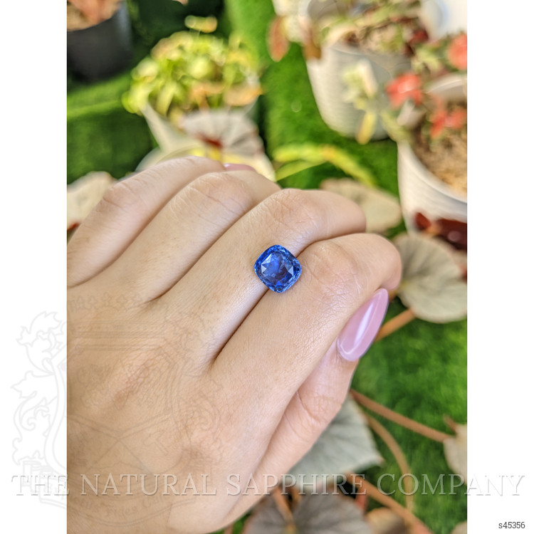 4.16 Ct. Blue Sapphire from Ceylon (Sri Lanka)