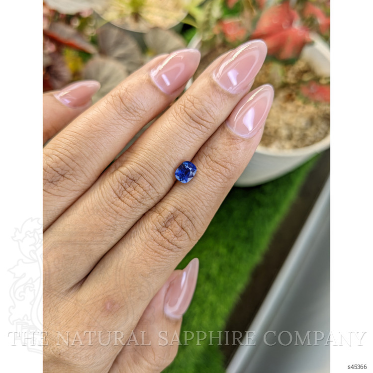 1.04 Ct. Purplish Blue Sapphire from Ceylon (Sri Lanka)