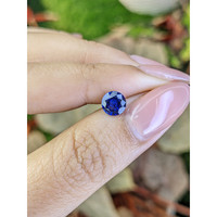 1.05 Ct. Blue Sapphire from Ceylon (Sri Lanka) Life Style