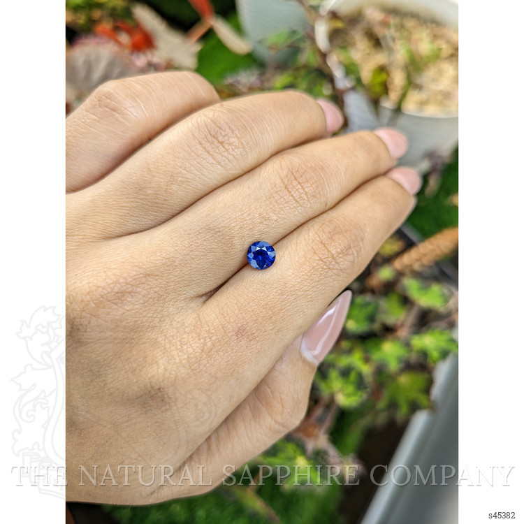 0.98 Ct. Blue Sapphire from Ceylon (Sri Lanka)