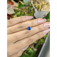 1.05 Ct. Blue Sapphire from Ceylon (Sri Lanka) Life Style