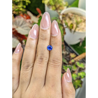 0.94 Ct. Blue Sapphire from Ceylon (Sri Lanka) Life Style