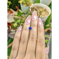 1.06 Ct. Purplish Blue Sapphire from Ceylon (Sri Lanka) Life Style