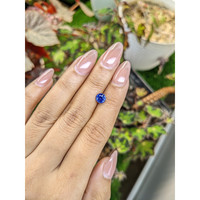 1.06 Ct. Purplish Blue Sapphire from Ceylon (Sri Lanka) Life Style