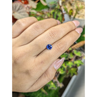0.90 Ct. Blue Sapphire from Ceylon (Sri Lanka) Life Style
