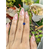 0.90 Ct. Blue Sapphire from Ceylon (Sri Lanka) Life Style