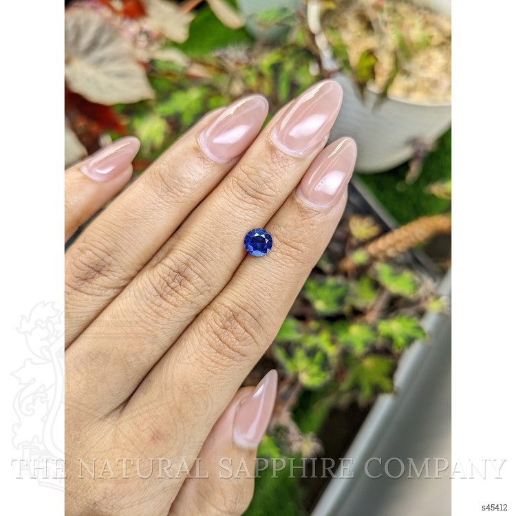 0.90 Ct. Blue Sapphire from Ceylon (Sri Lanka)