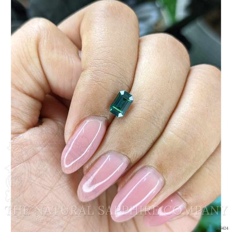 1.05 Ct. Bluish Green Sapphire from Ceylon (Sri Lanka)