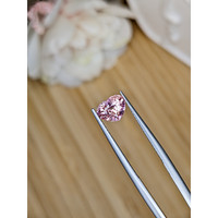 1.52 Ct. Pink Sapphire from Ceylon (Sri Lanka) Life Style