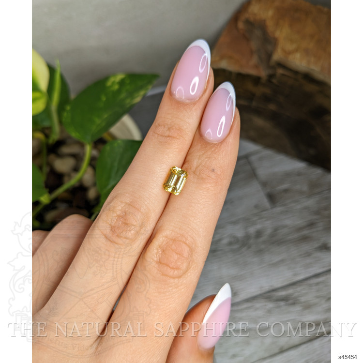 2.15 Ct. Yellow Sapphire from Ceylon (Sri Lanka)
