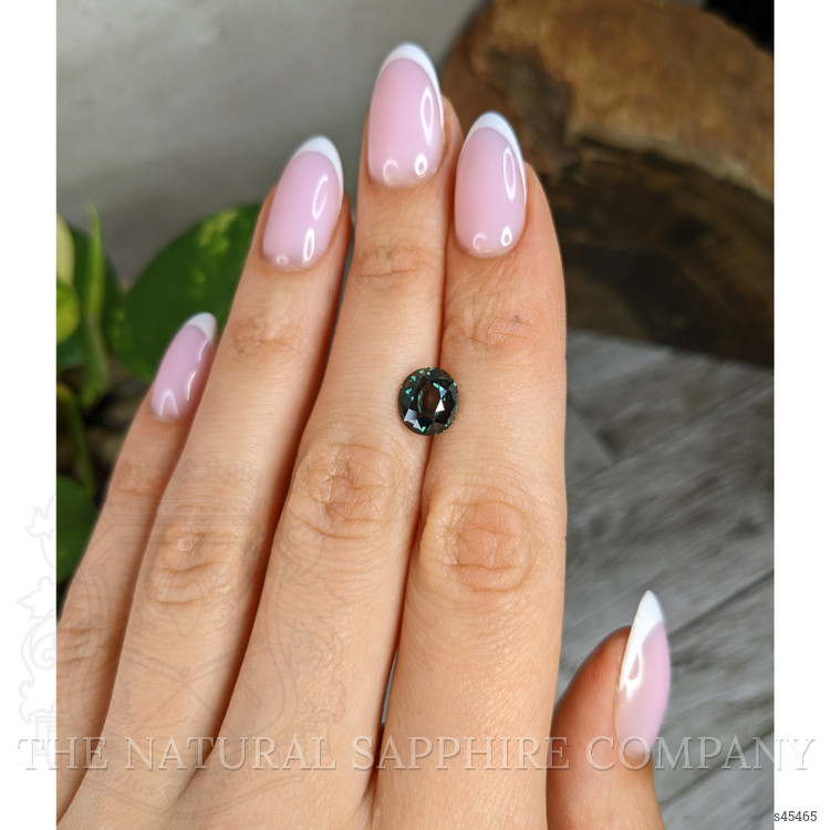 3.06 Ct. Bluish Green Sapphire from Ceylon (Sri Lanka)