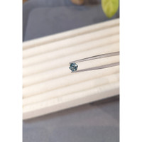0.76 Ct. Greenish Blue Sapphire from Montana Life Style