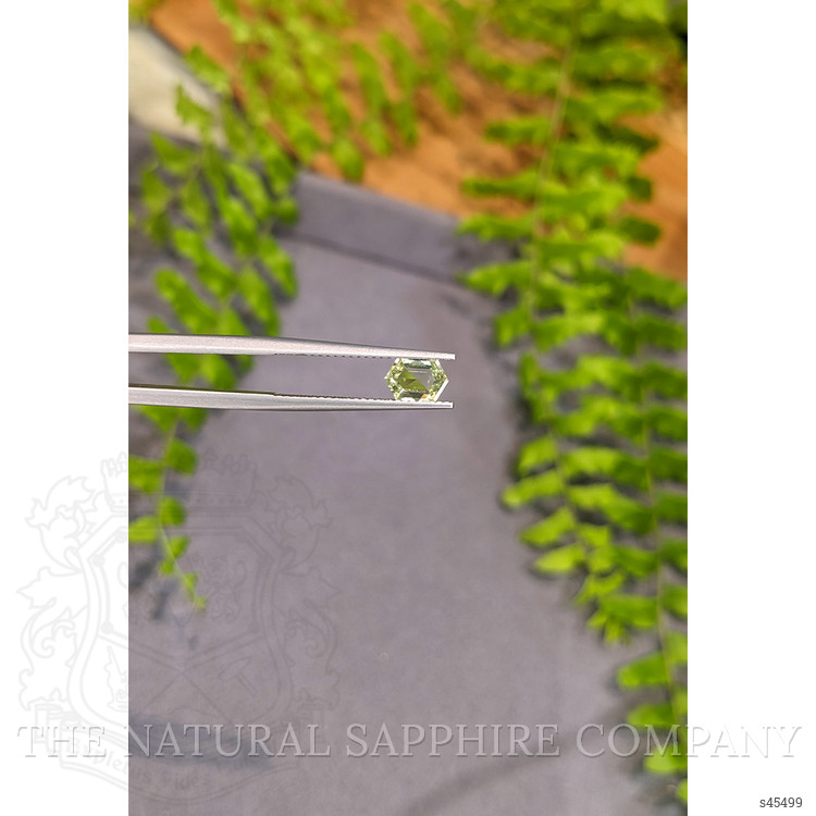 0.86 Ct. Yellowish Green Sapphire from Montana
