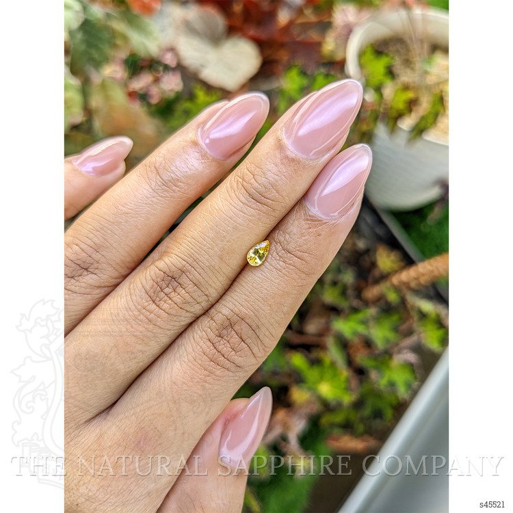 0.42 Ct. Yellow Sapphire from Ceylon (Sri Lanka)