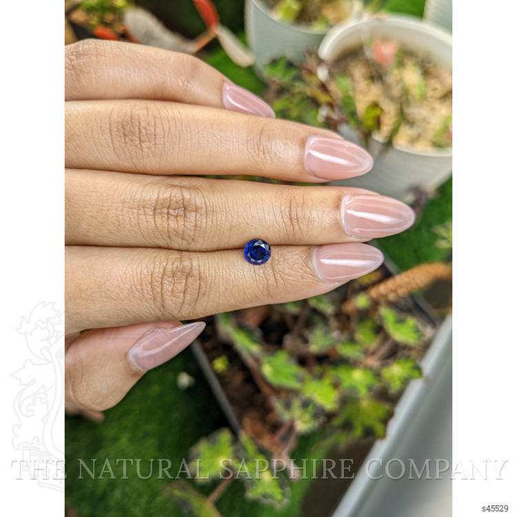1.05 Ct. Blue Sapphire from Ceylon (Sri Lanka)