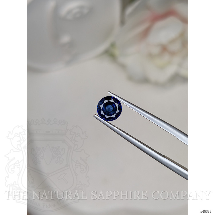 1.05 Ct. Blue Sapphire from Ceylon (Sri Lanka)