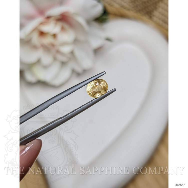 1.32 Ct. Yellow Sapphire from Ceylon (Sri Lanka)