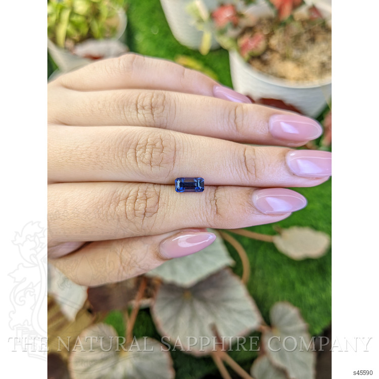 1.51 Ct. Violet Sapphire from Ceylon (Sri Lanka)