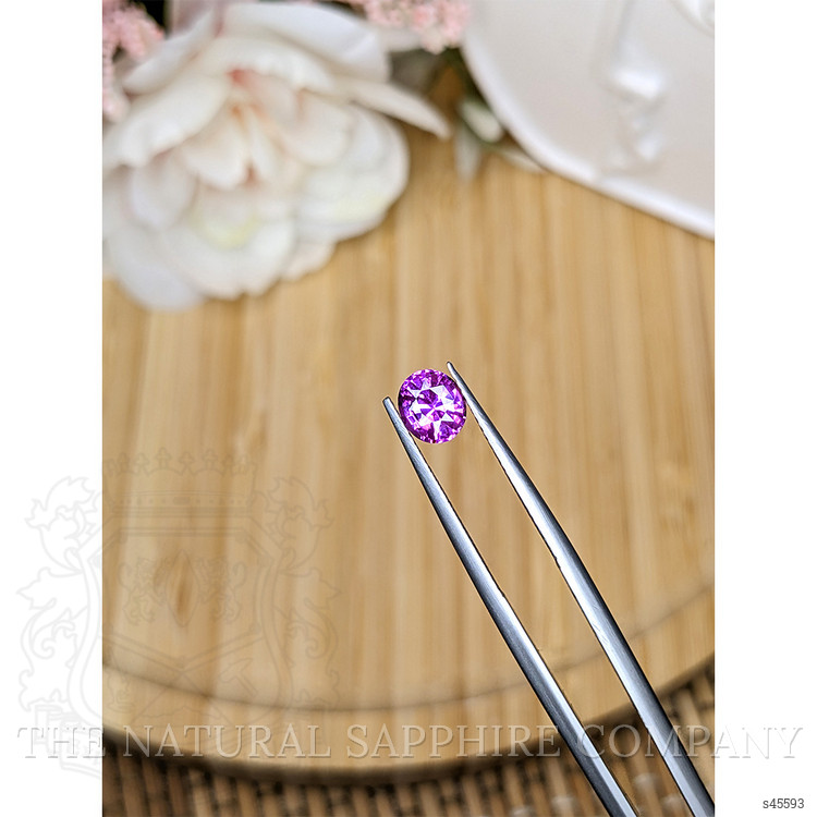 1.06 Ct. Pinkish Purple Sapphire from Ceylon (Sri Lanka)