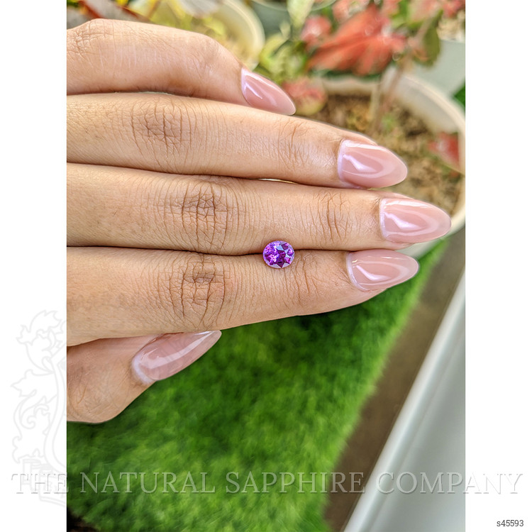 1.06 Ct. Pinkish Purple Sapphire from Ceylon (Sri Lanka)