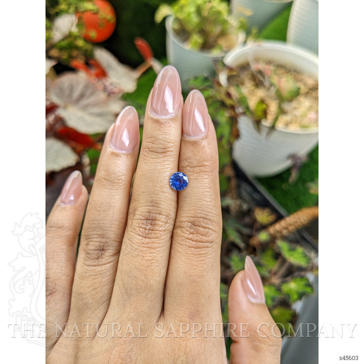 0.98 Ct. Blue Sapphire from Ceylon (Sri Lanka)
