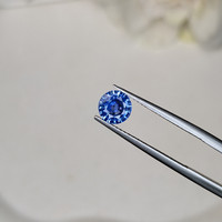 0.98 Ct. Blue Sapphire from Ceylon (Sri Lanka) Life Style