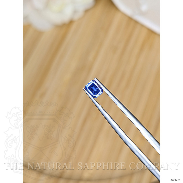 0.41 Ct. Blue Sapphire from Ceylon (Sri Lanka)