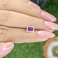 1.09 Ct. Pink Sapphire from Madagascar Life Style