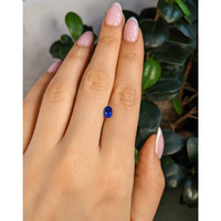 1.27 Ct. Blue Sapphire from Ceylon (Sri Lanka) Life Style