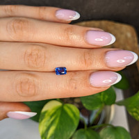 0.93 Ct. Blue Sapphire from Ceylon (Sri Lanka) Life Style