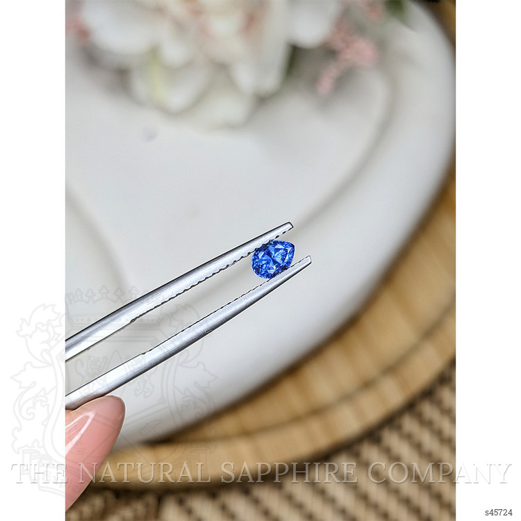 0.47 Ct. Blue Sapphire from Ceylon (Sri Lanka)