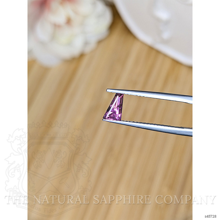 0.67 Ct. Purplish Pink Sapphire from Ceylon (Sri Lanka)