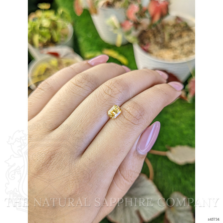 1.27 Ct. Yellow Sapphire from Ceylon (Sri Lanka)