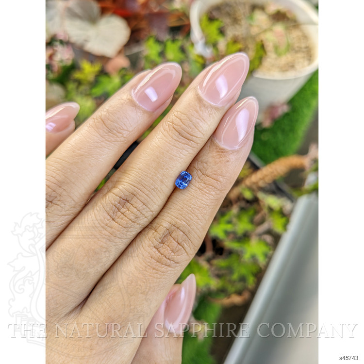 0.48 Ct. Blue Sapphire from Ceylon (Sri Lanka)
