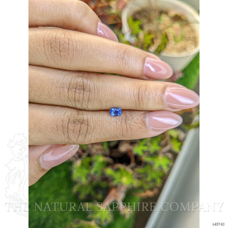 0.48 Ct. Blue Sapphire from Ceylon (Sri Lanka)