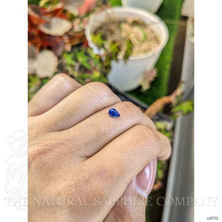 0.46 Ct. Blue Sapphire from Ceylon (Sri Lanka)