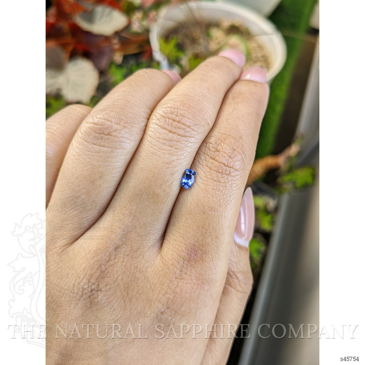 0.41 Ct. Blue Sapphire from Ceylon (Sri Lanka)
