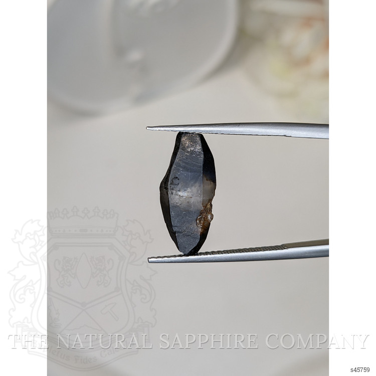8.13 Ct. Blue Sapphire from Ceylon (Sri Lanka)