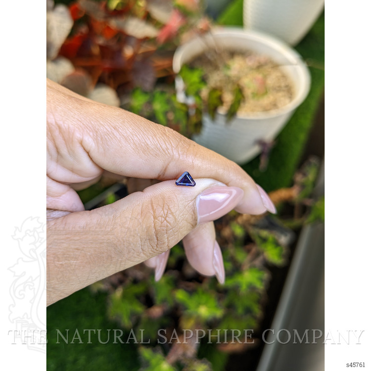 0.51 Ct. Violet Sapphire from Ceylon (Sri Lanka)