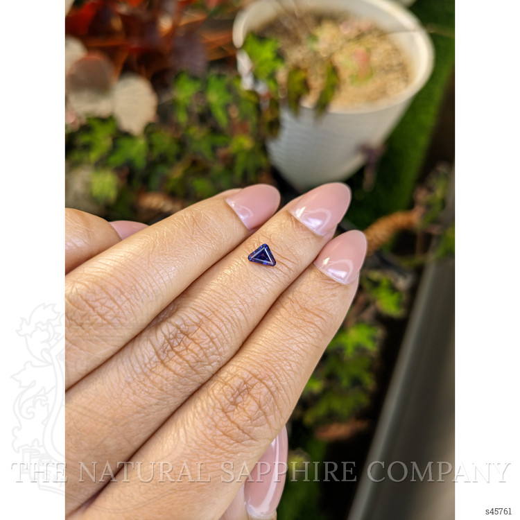 0.51 Ct. Violet Sapphire from Ceylon (Sri Lanka)