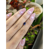 0.98 Ct. Purplish Blue Sapphire from Ceylon (Sri Lanka) Life Style