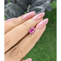1.08 Ct. Purplish Pink Sapphire from Ceylon (Sri Lanka) Life Style
