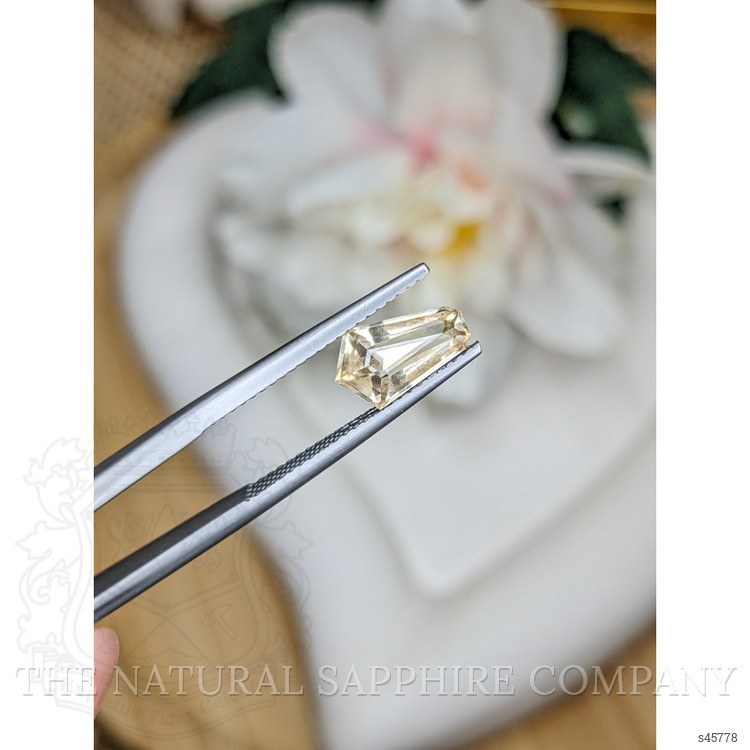 1.98 Ct. Peach Sapphire from Ceylon (Sri Lanka)