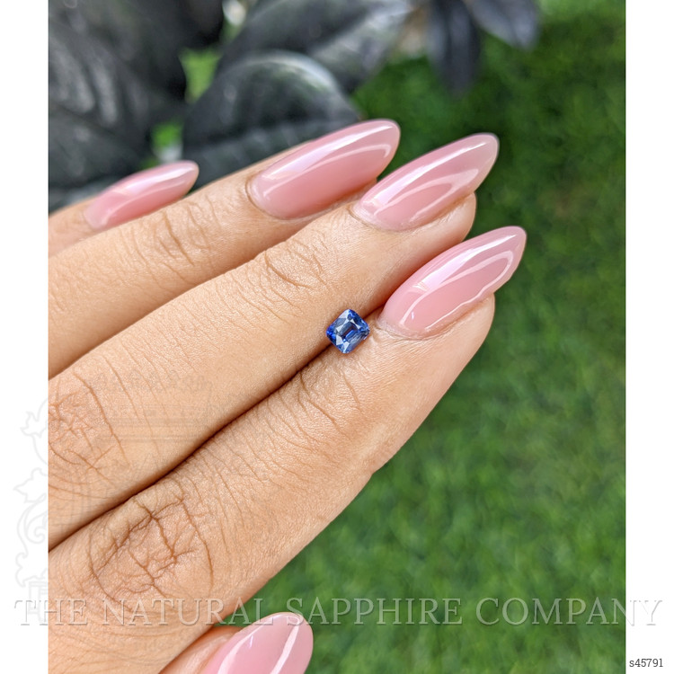 0.39 Ct. Blue Sapphire from Ceylon (Sri Lanka)