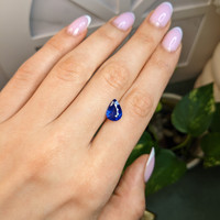 3.03 Ct. Blue Sapphire from Ceylon (Sri Lanka) Life Style