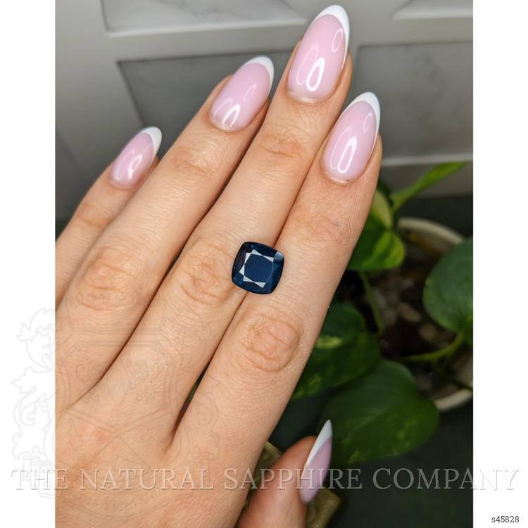 6.38 Ct. Blue Sapphire from Ceylon (Sri Lanka)