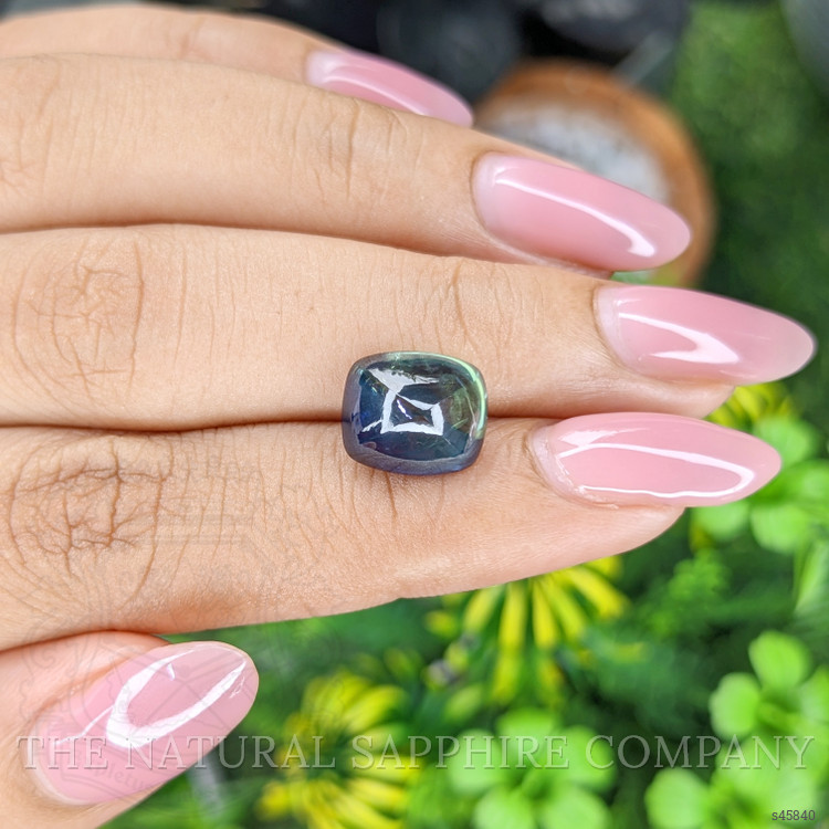 6.62 Ct. Bi Color / Parti Cabochon Sapphire from Tanzania