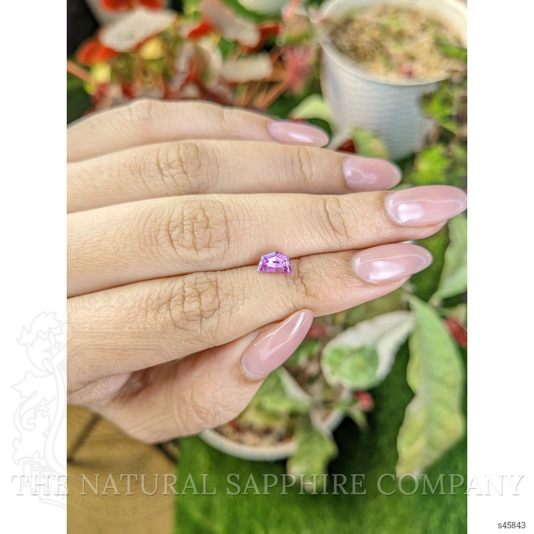 0.93 Ct. Purplish Pink Sapphire from Ceylon (Sri Lanka)