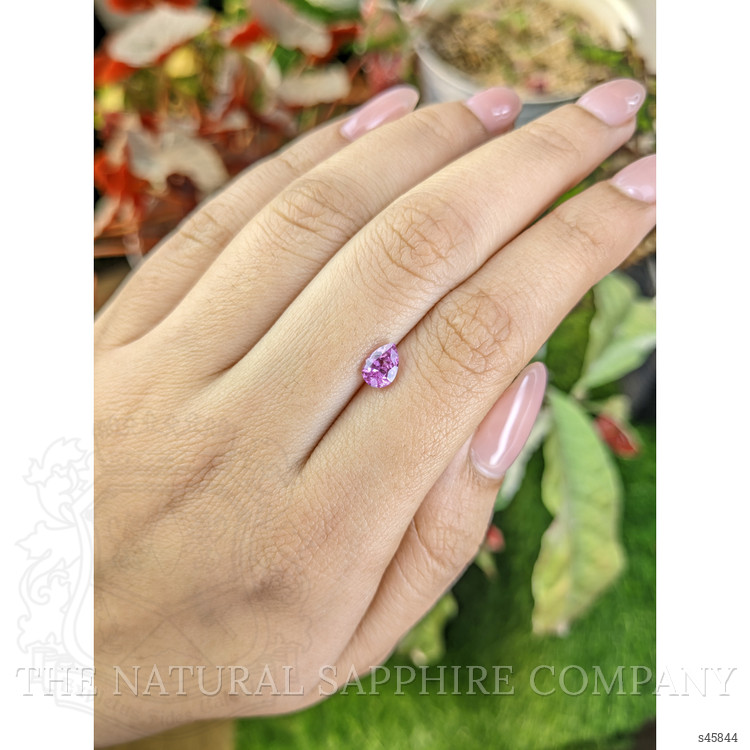 0.89 Ct. Pink Sapphire from Ceylon (Sri Lanka)