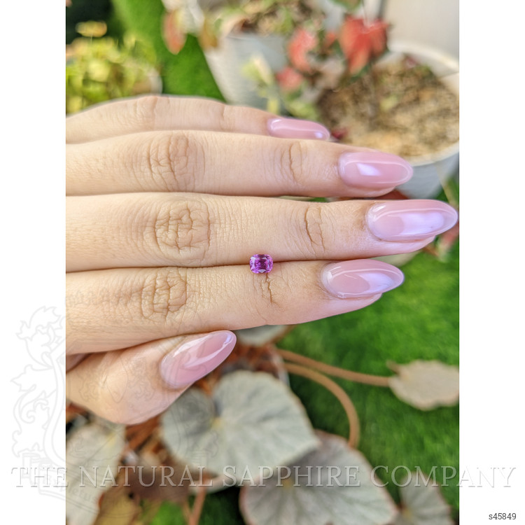 0.73 Ct. Purplish Pink Sapphire from Ceylon (Sri Lanka)